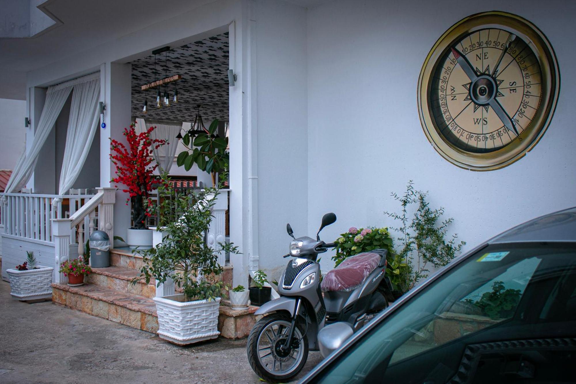 Hotel Fron ซารานเดอ ภายนอก รูปภาพ