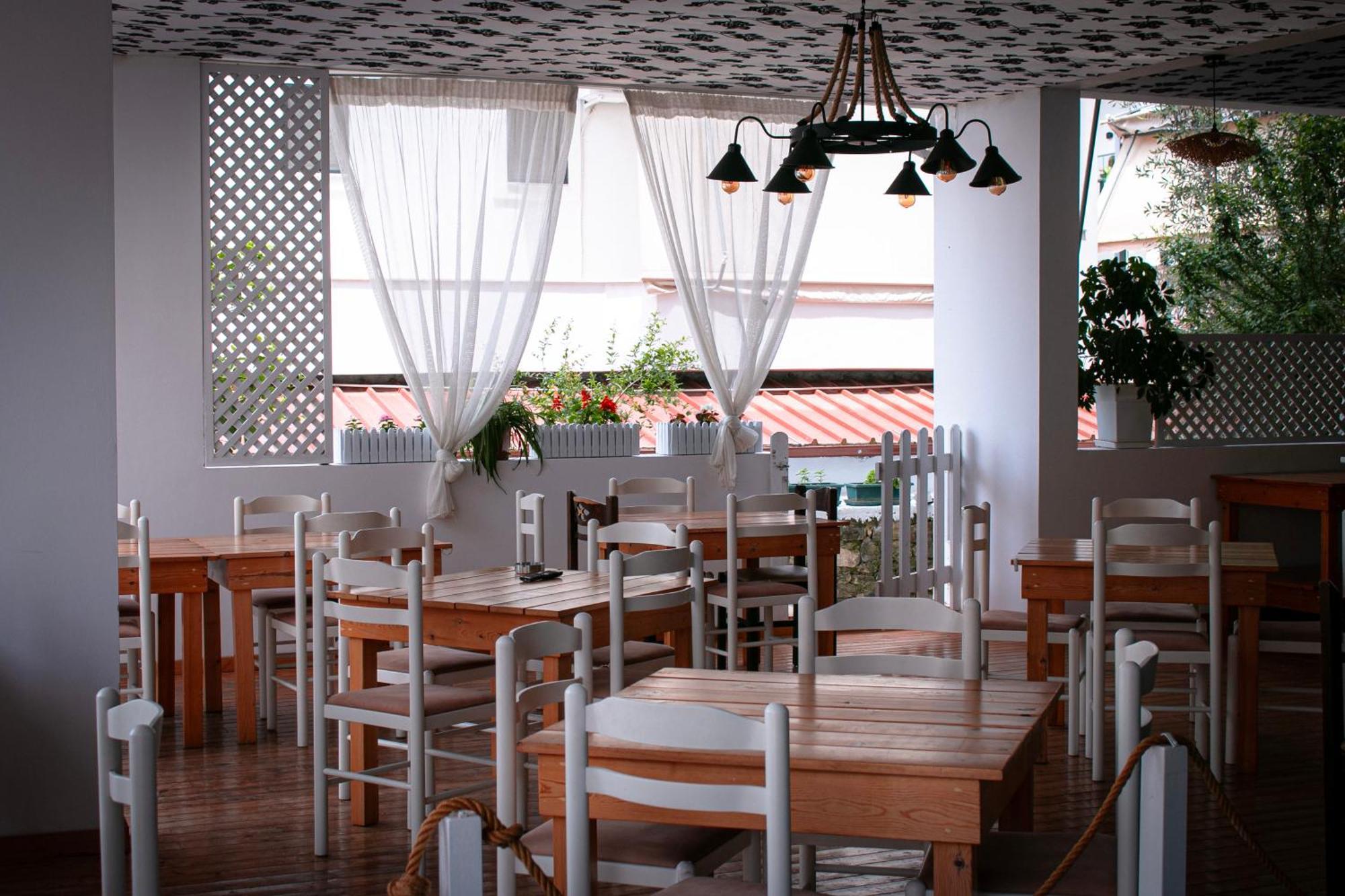 Hotel Fron ซารานเดอ ภายนอก รูปภาพ